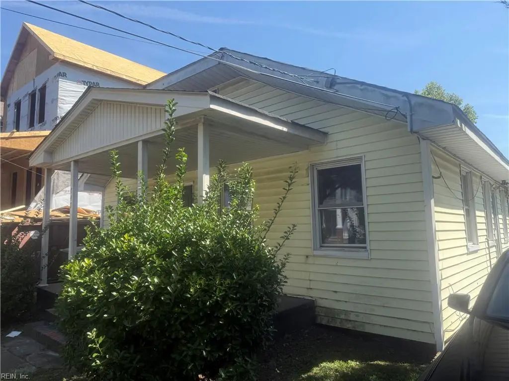 747 E 28th St, Norfolk