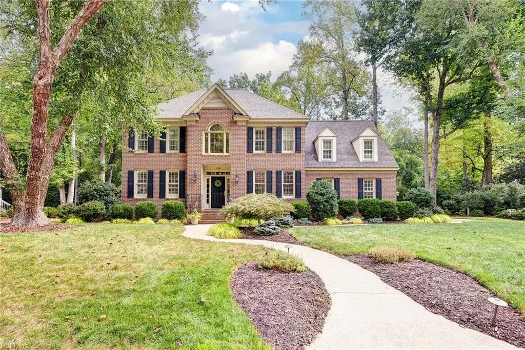 320 Yorkshire Dr Dr, Williamsburg