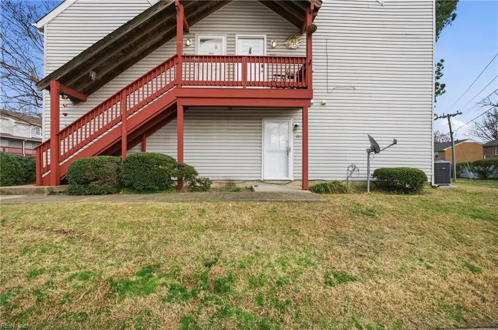 500 Barberton Dr, Virginia Beach