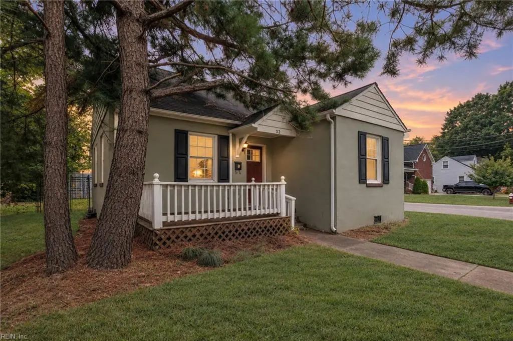 32 Old Fox Hill Rd, Hampton