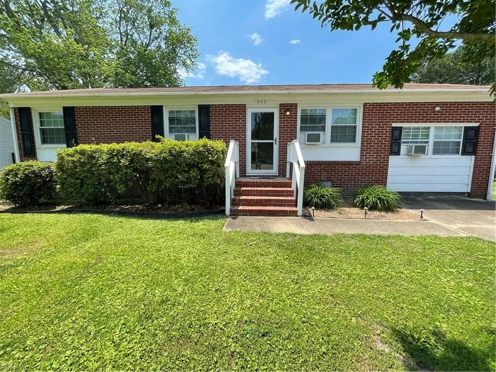 303 Hunts Neck Rd, Poquoson