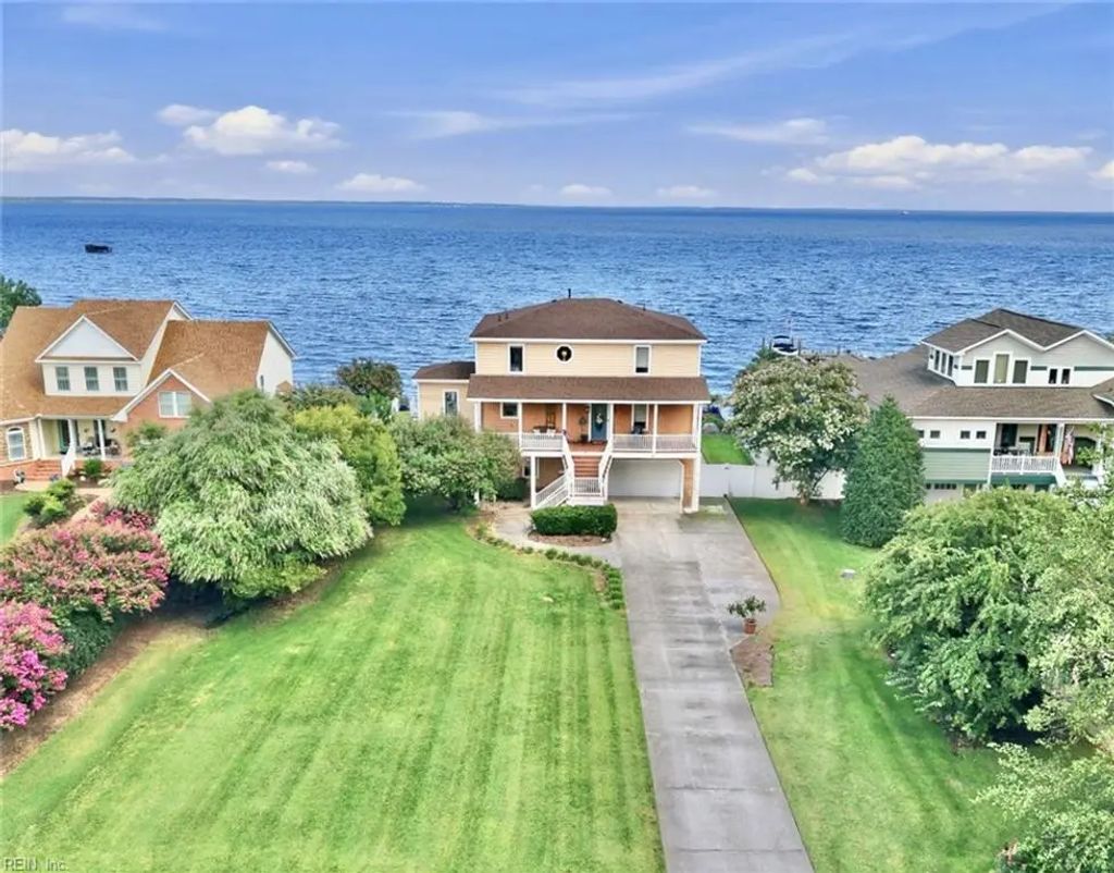 158 Mariners Way, Currituck County