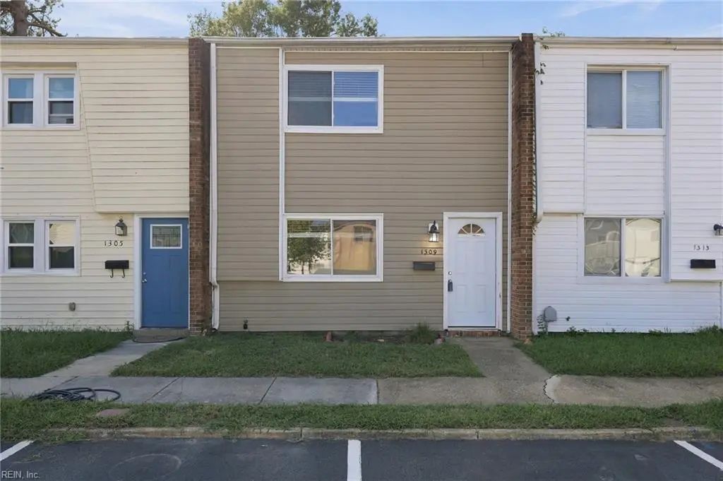 1309 Green Cedar Ln, Virginia Beach