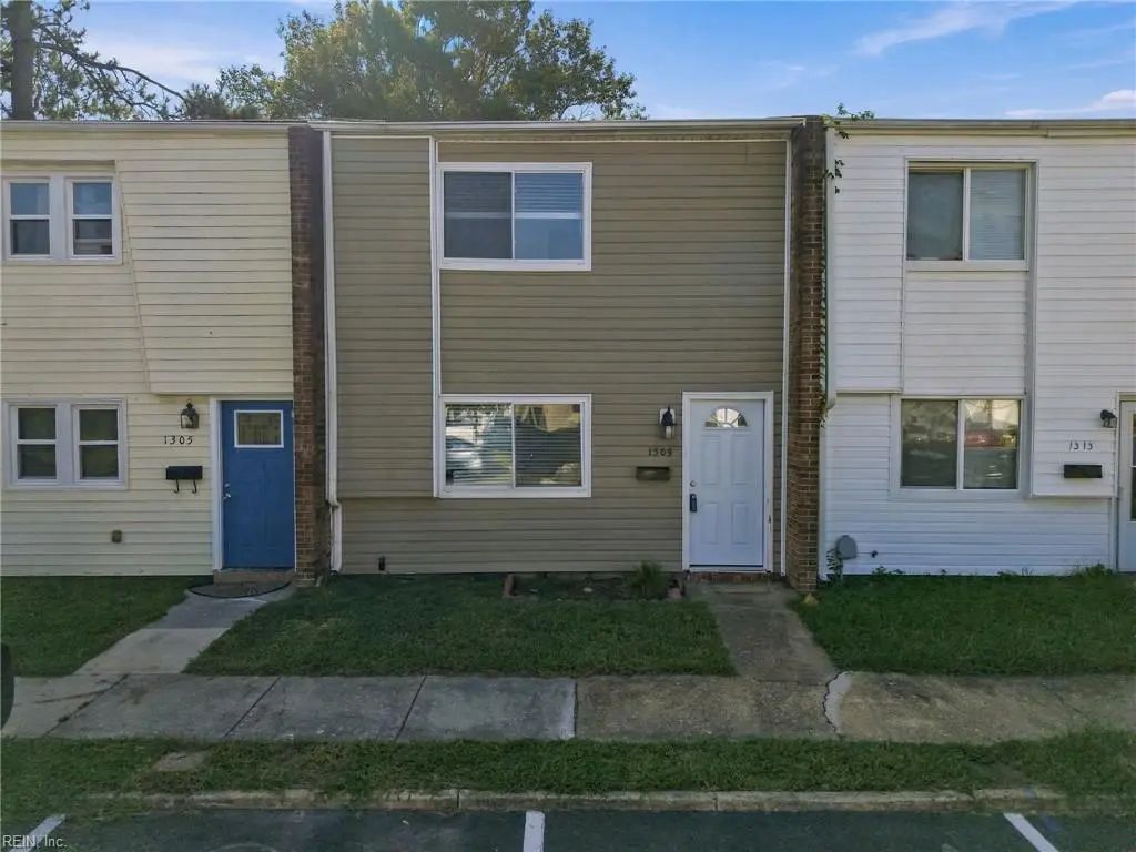 1309 Green Cedar Ln, Virginia Beach