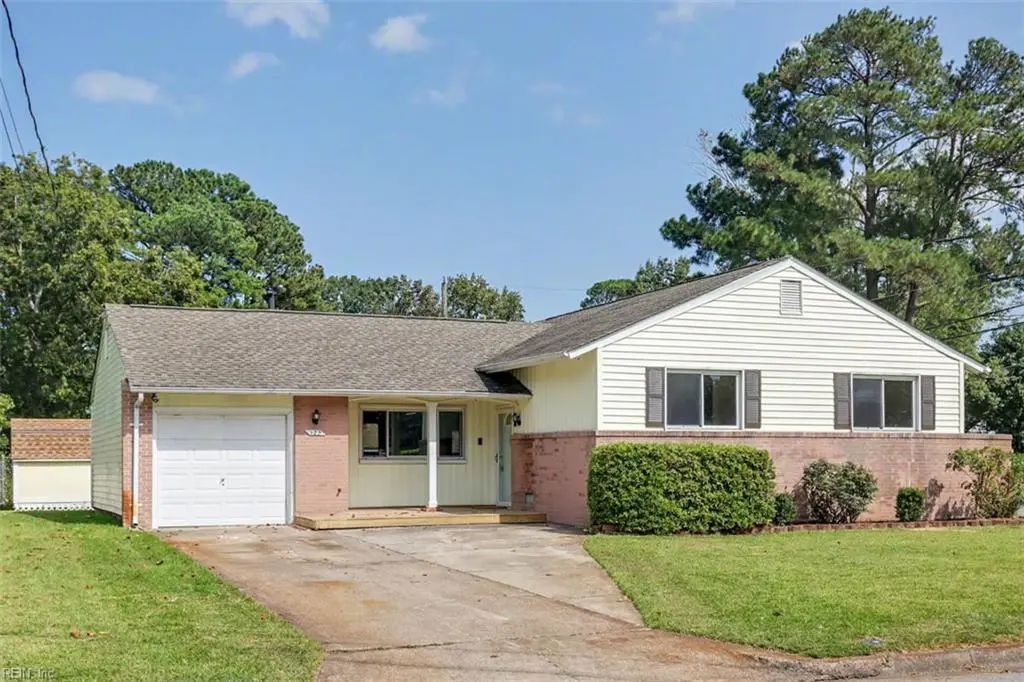 125 Pennwood Dr, Hampton