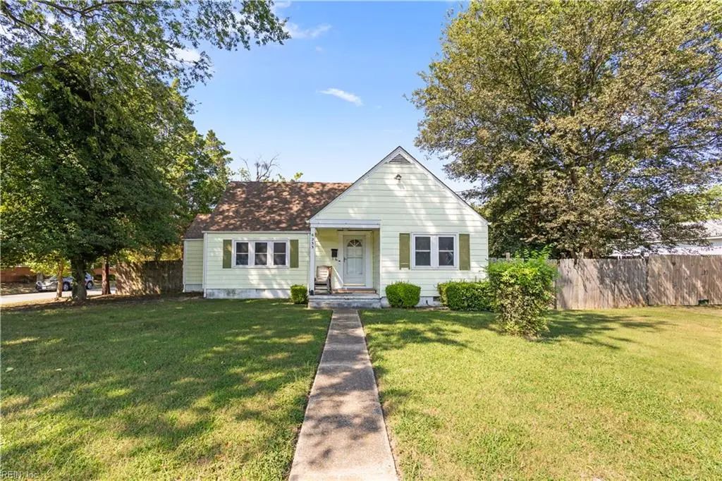 6233 Tidewater Dr, Norfolk