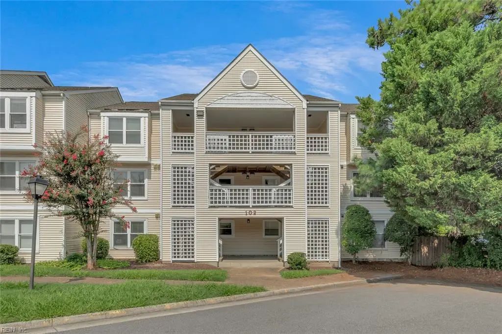 102 Lantana Ln, Hampton