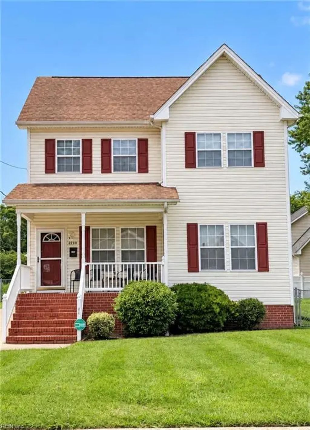 2210 Chestnut St, Portsmouth