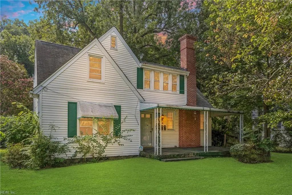 16 Old Fox Hill Rd, Hampton