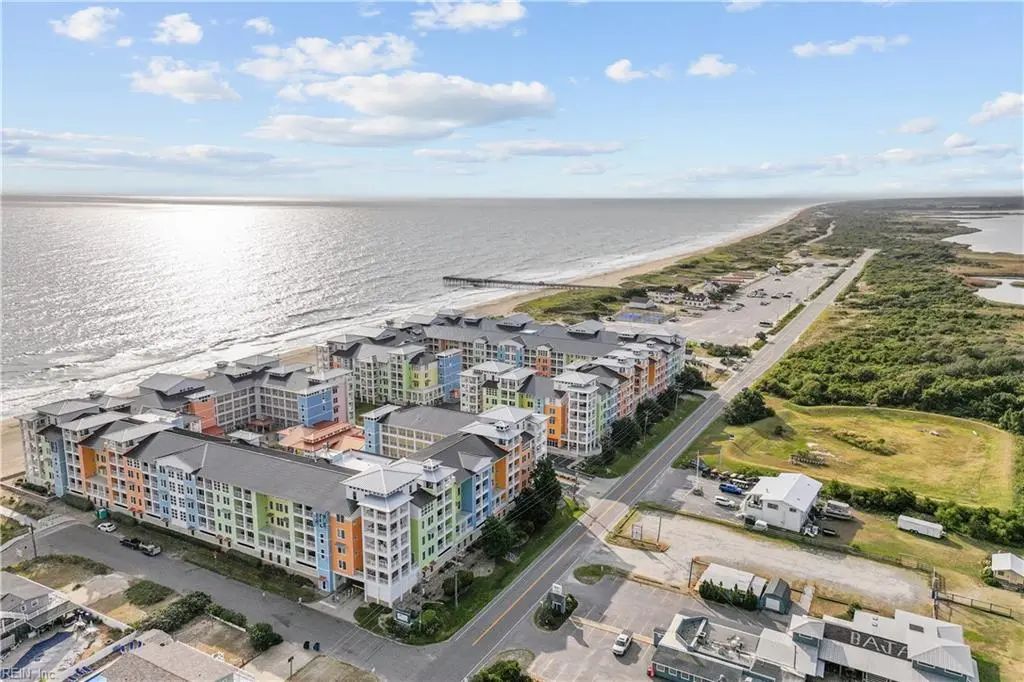 3738 Sandpiper Rd, Virginia Beach