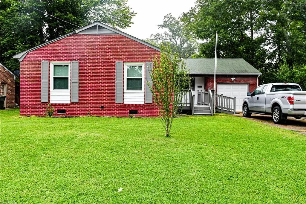884 Elder Rd, Newport News