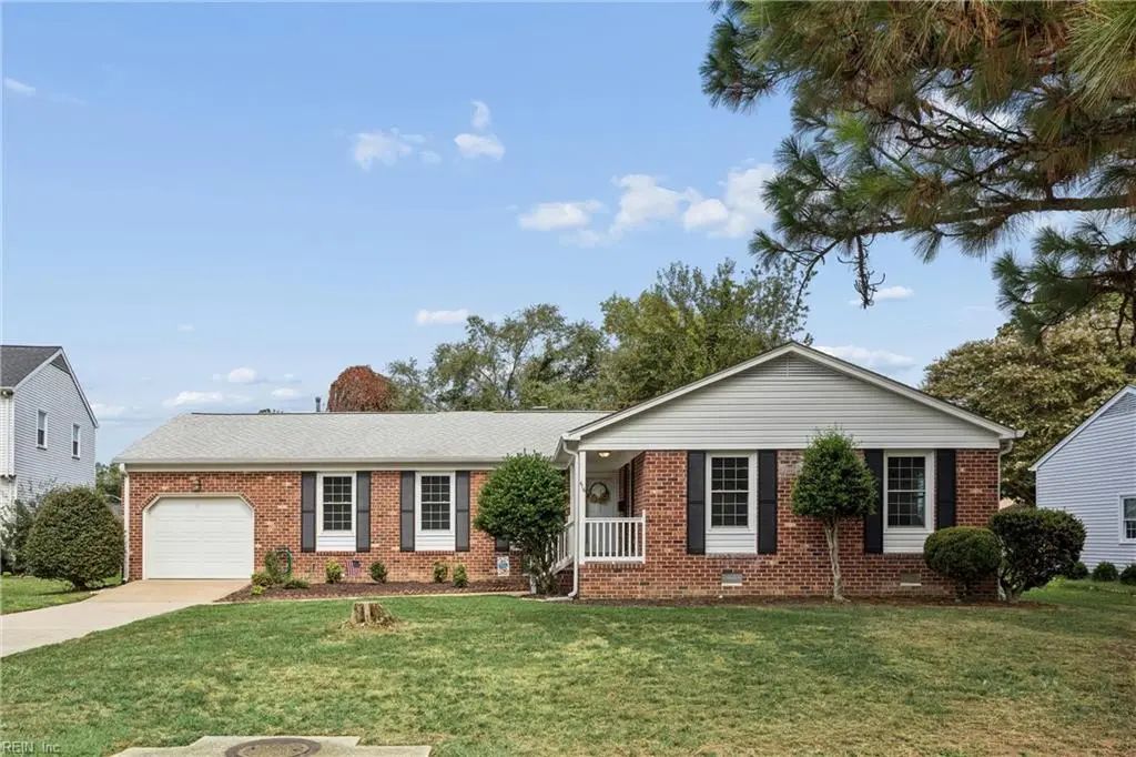 476 Dunmore Dr, Newport News