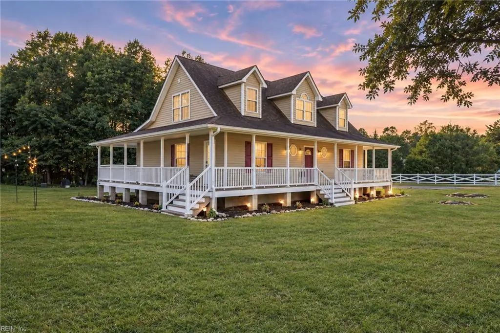 8922 E Colonial Trl, Isle of Wight County