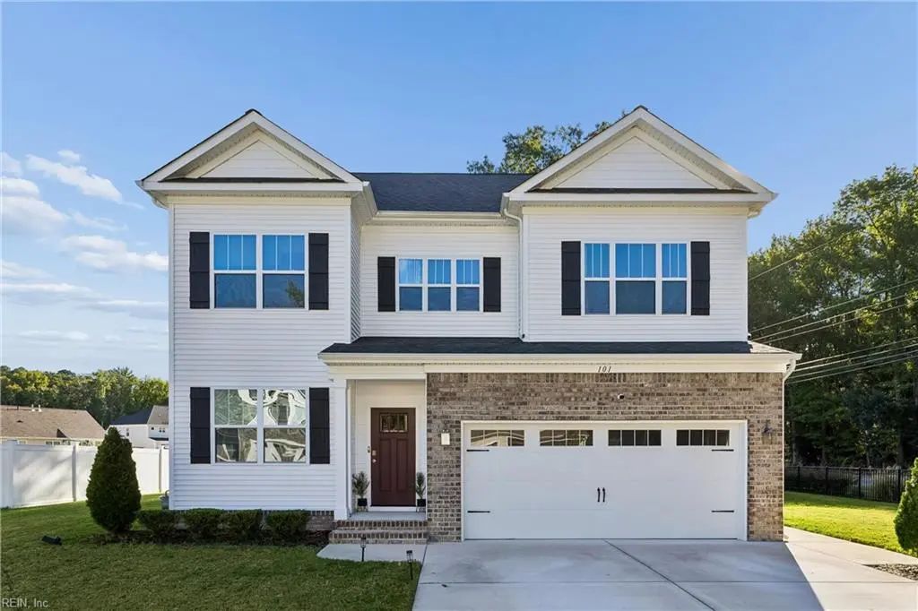 101 Bellflower Ln, Suffolk