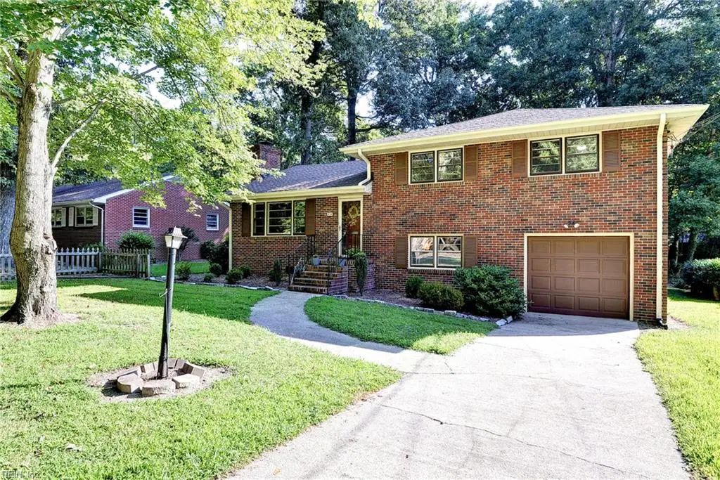 86 Normandy Ln, Newport News