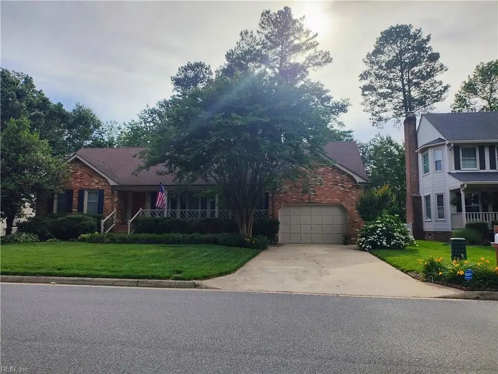 702 Aguila Dr, Chesapeake