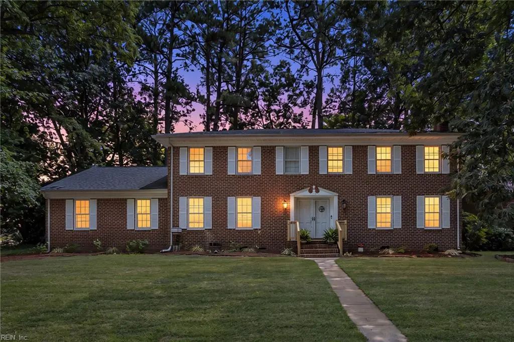 2949 Prince Of Wales Dr, Chesapeake