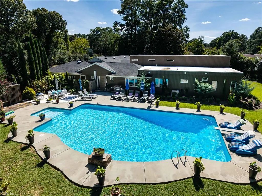 916 Horseshoe Ct, Virginia Beach