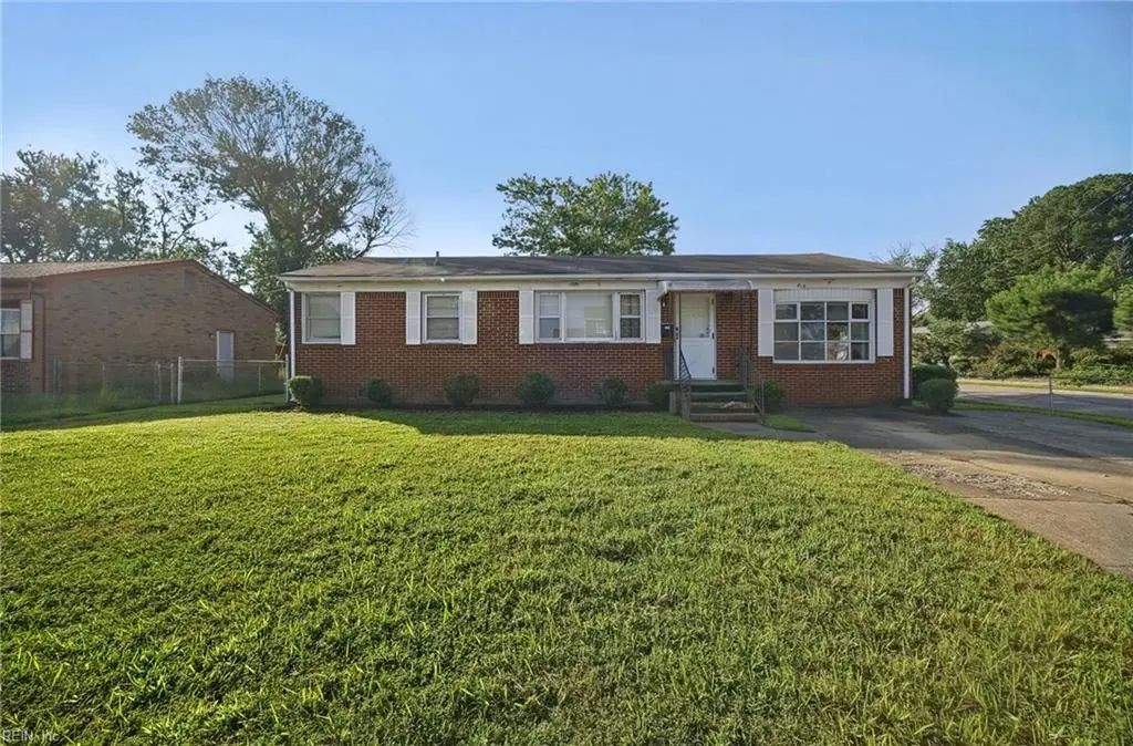 815 Newport News Ave, Hampton