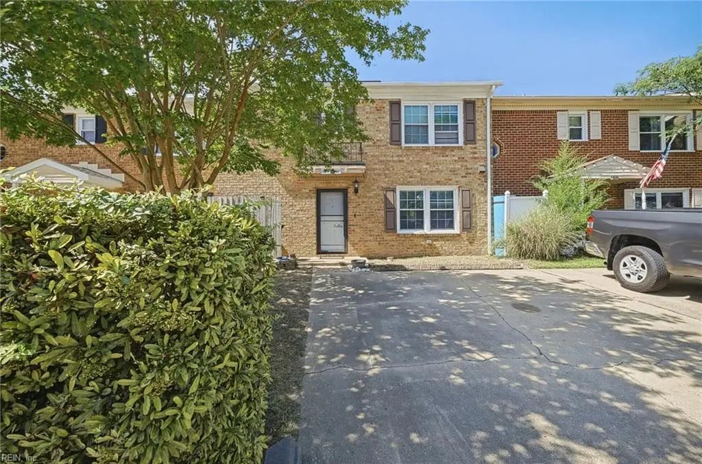 4709 Donelson Rd, Virginia Beach