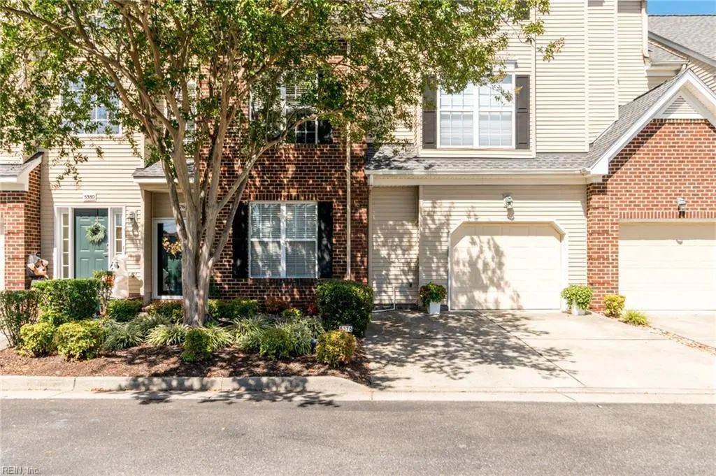 5376 Summer Crescent Cres, Virginia Beach