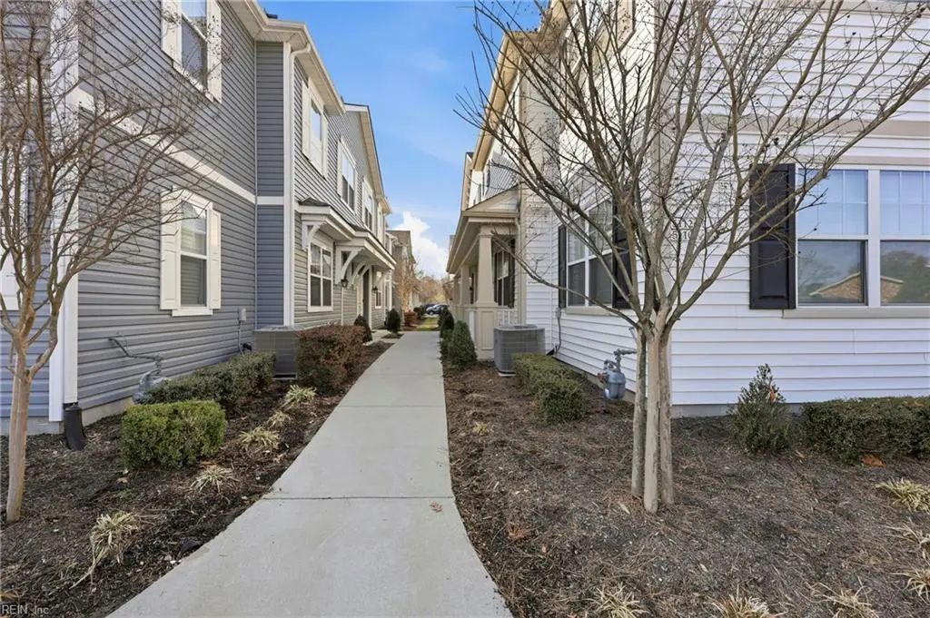5112 Cora Anne Ln, Virginia Beach