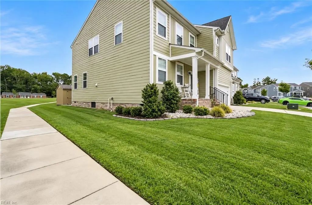 121 Meadows Landing Ln, Suffolk