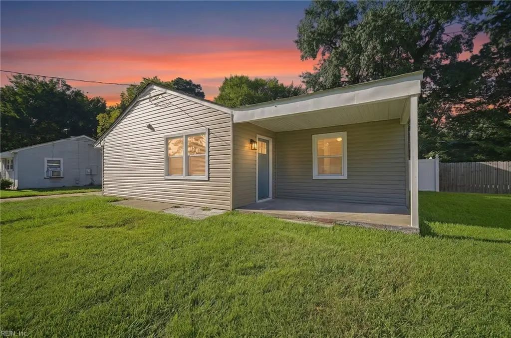 2426 Livesay Rd, Chesapeake