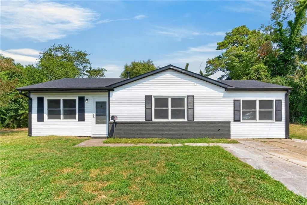 4712 Lonewillow Ln, Virginia Beach