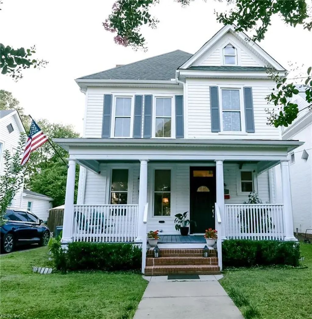 119 Linden Ave, Suffolk