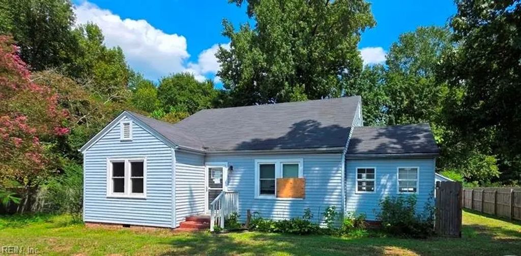 3740 Carolina Rd, Suffolk