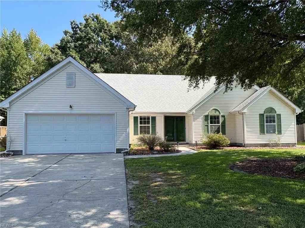 717 Treetop Ln, Chesapeake