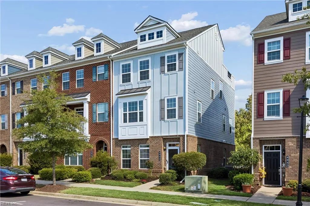 4945 Settlers Market Blvd, James City County