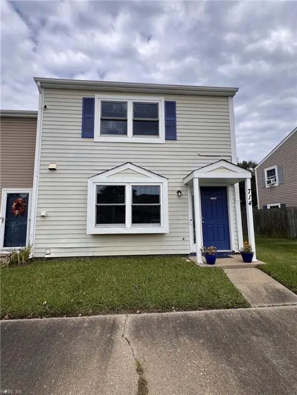714 Spence Cir, Virginia Beach