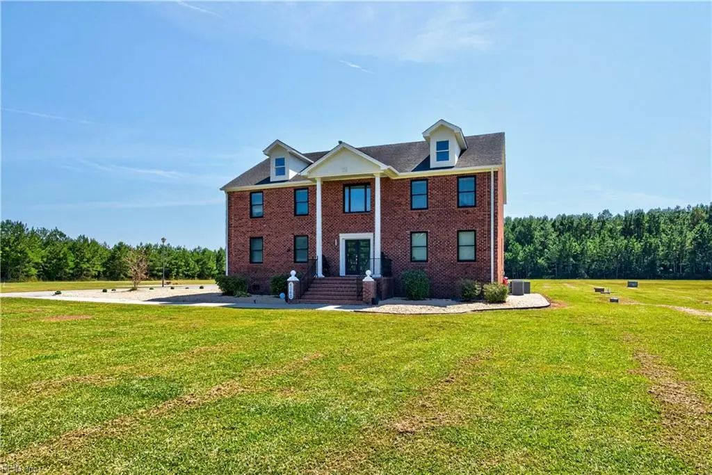 4040 Vicksburg Rd, Suffolk