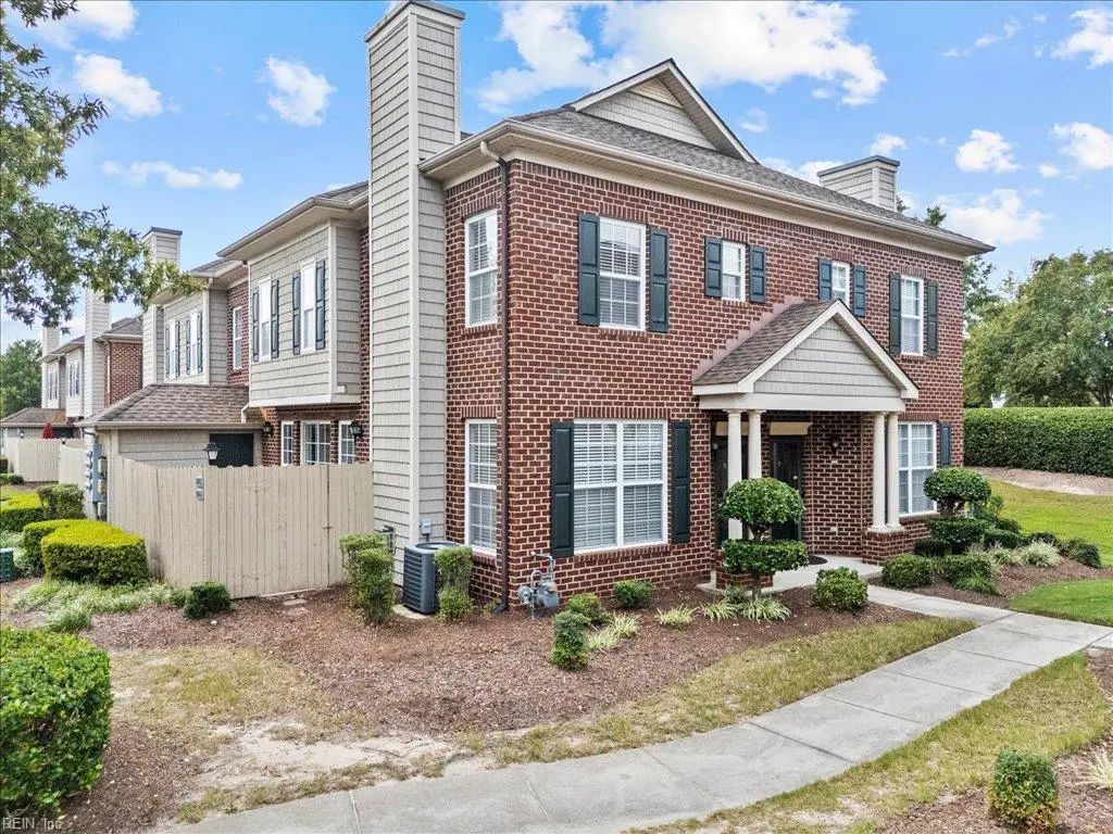 1125 Farrcroft Way, Virginia Beach