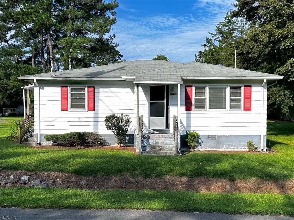 17478 Johnsons Mill Rd, Southampton County
