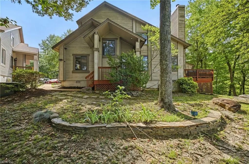 245 Misty Point Ln, Newport News