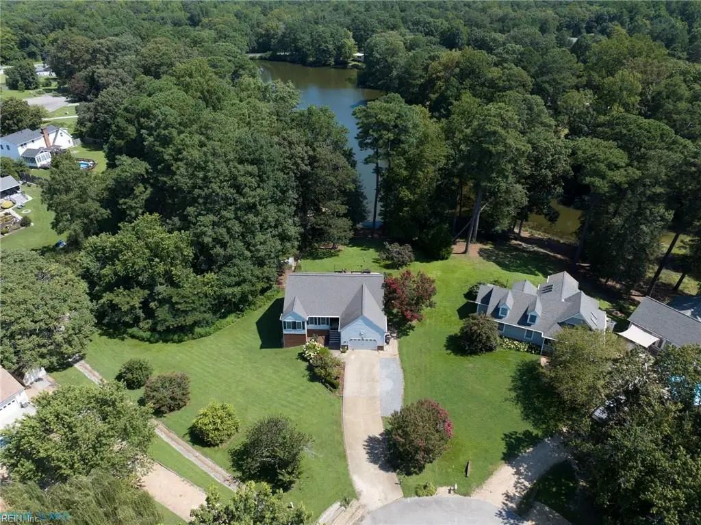 108 Plains View Rd, Williamsburg