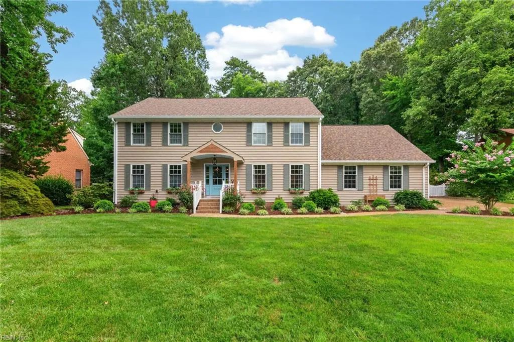 849 Bishopsgate Ln, Virginia Beach