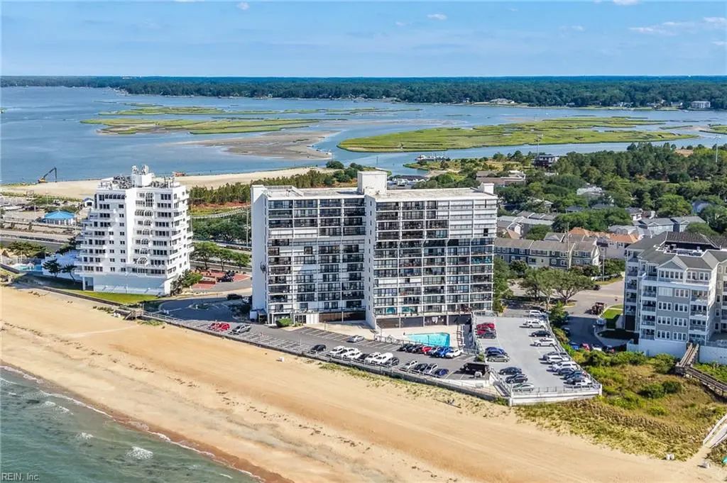 3558 Shore Dr, Virginia Beach