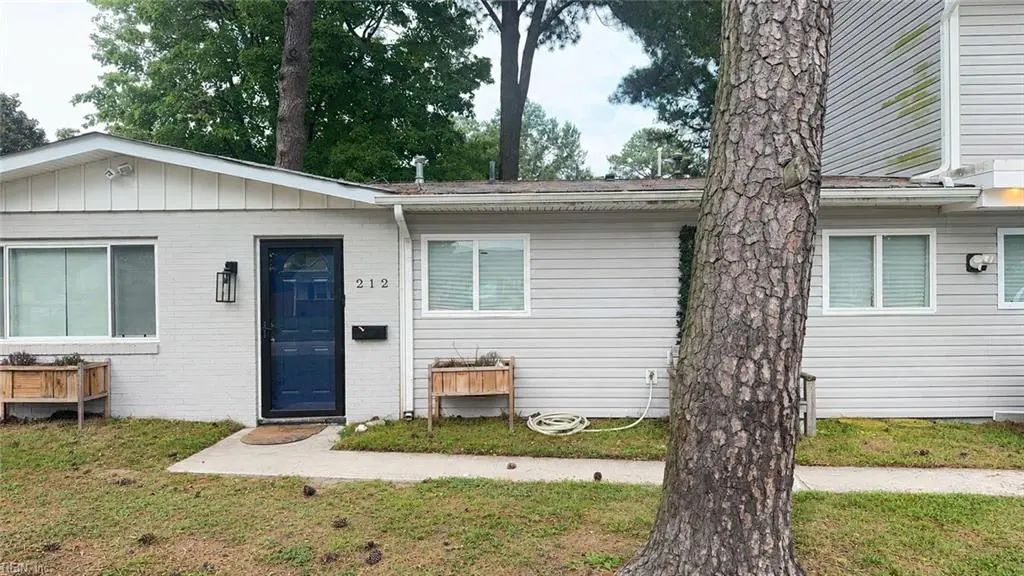 212 Waverly Dr, Virginia Beach
