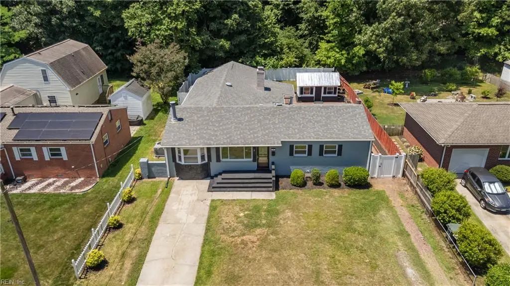 48 Cornwall Ter, Hampton