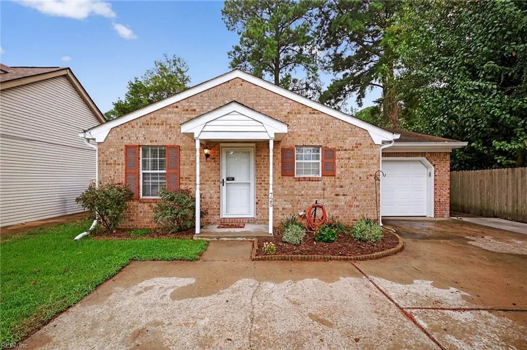 725 Providence Rd, Chesapeake