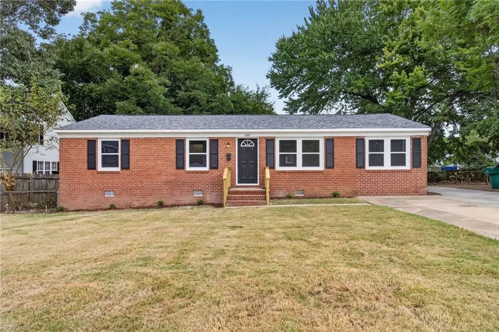228 Colony Rd, Newport News