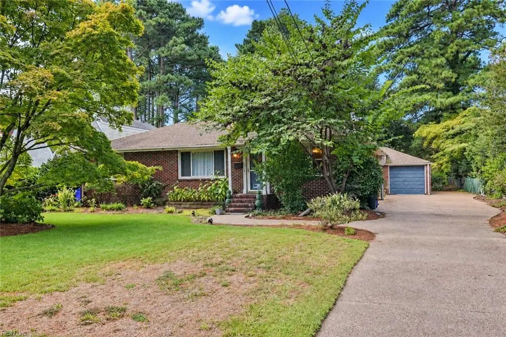 227 Sir Oliver Rd, Norfolk