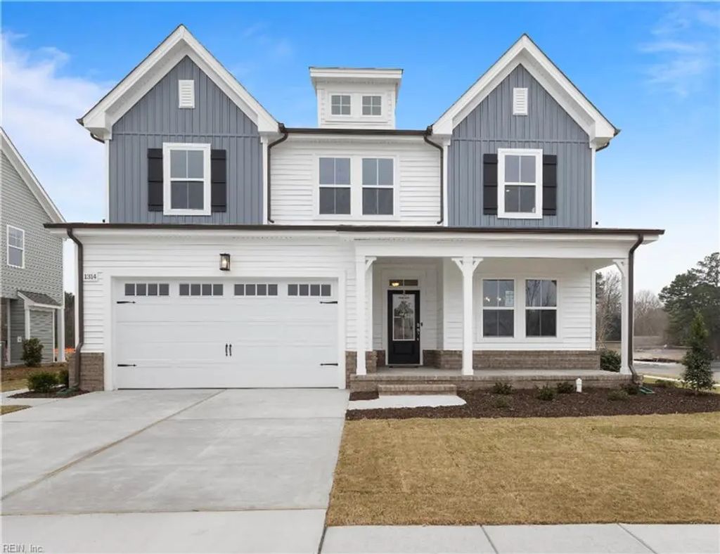 Mm Macon, Chesapeake