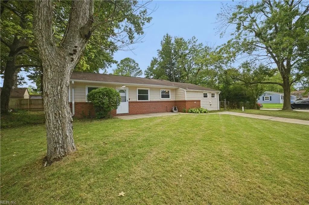 3513 Edinburgh Dr Dr, Virginia Beach