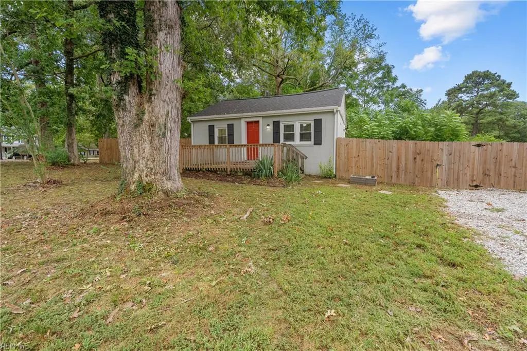 5472 Olde Towne Rd, James City County