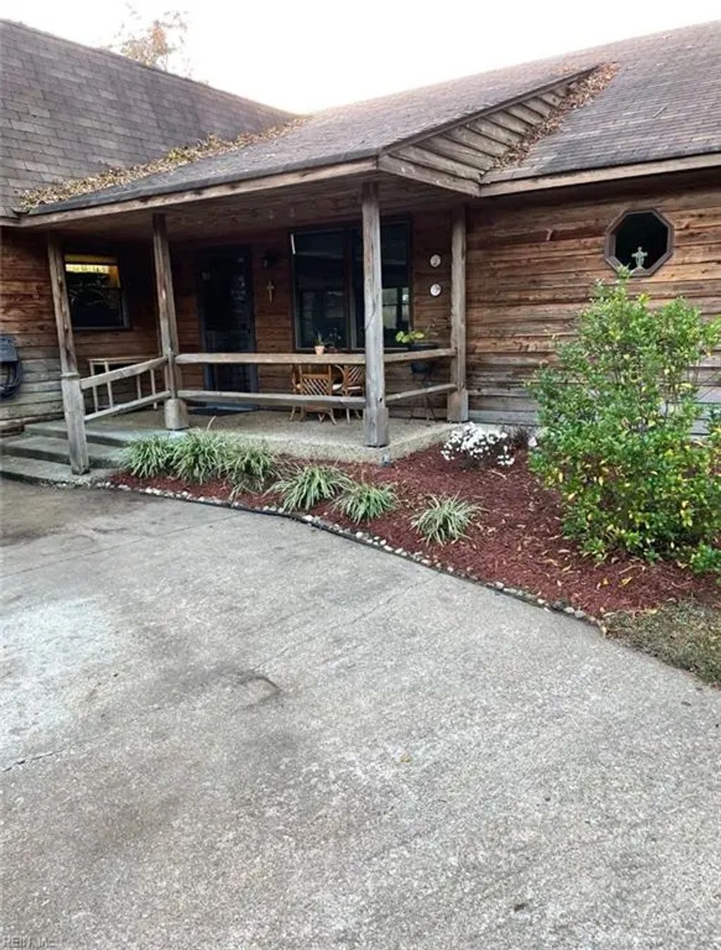 212 Sparrow Rd, Chesapeake